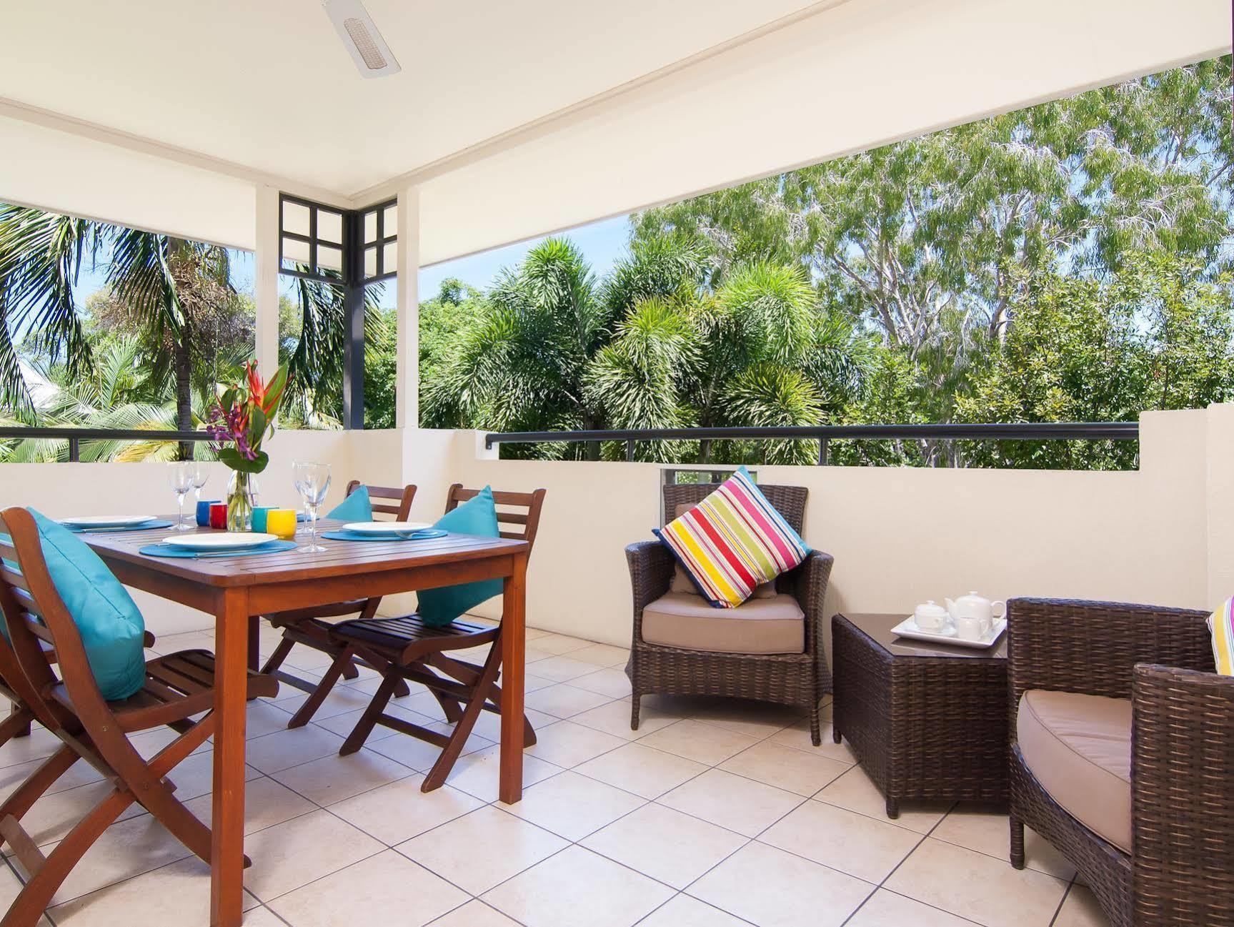 Aparthotel Mowbray By The Sea Port Douglas Exterior foto
