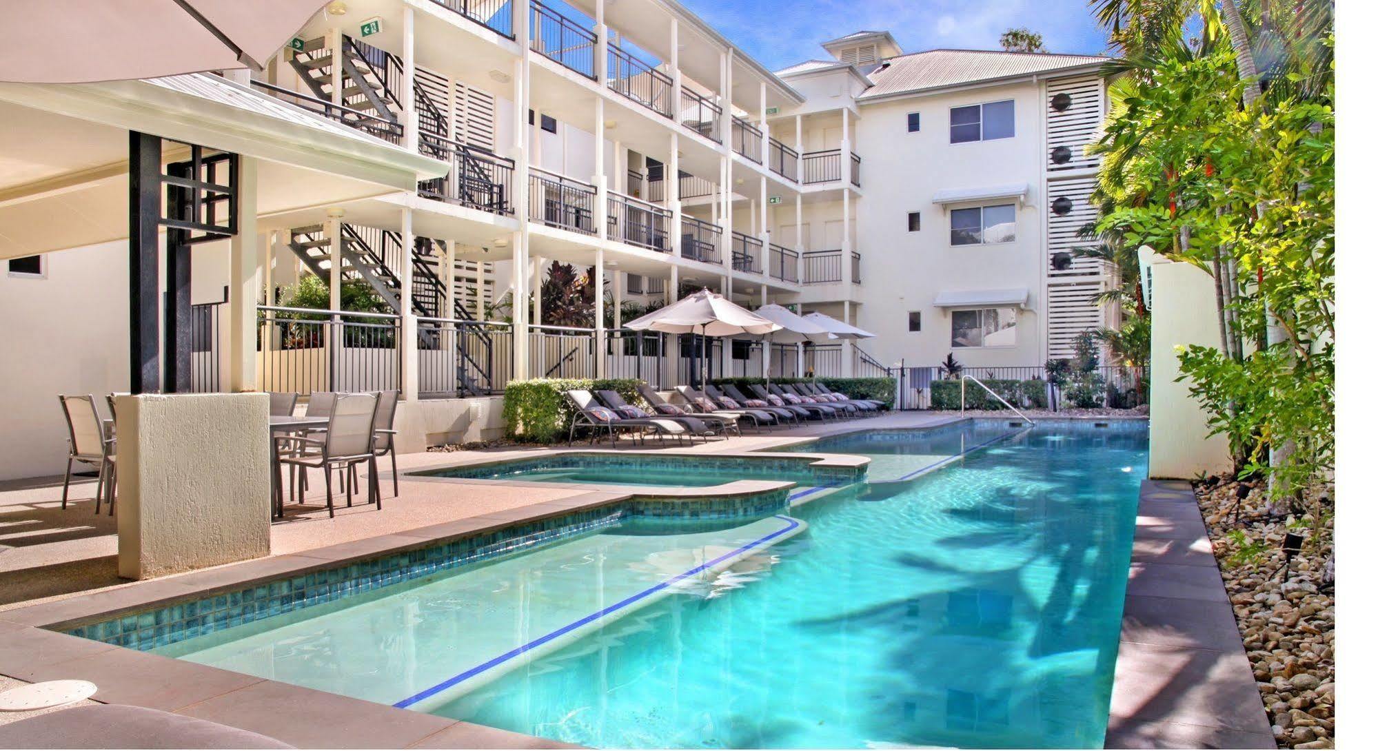 Aparthotel Mowbray By The Sea Port Douglas Exterior foto