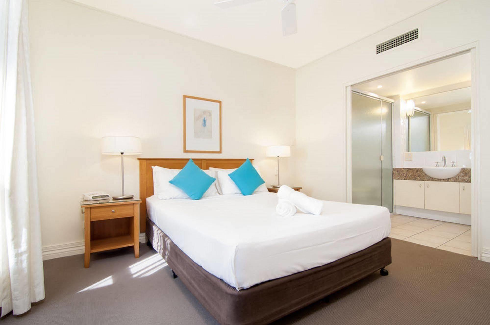 Aparthotel Mowbray By The Sea Port Douglas Exterior foto