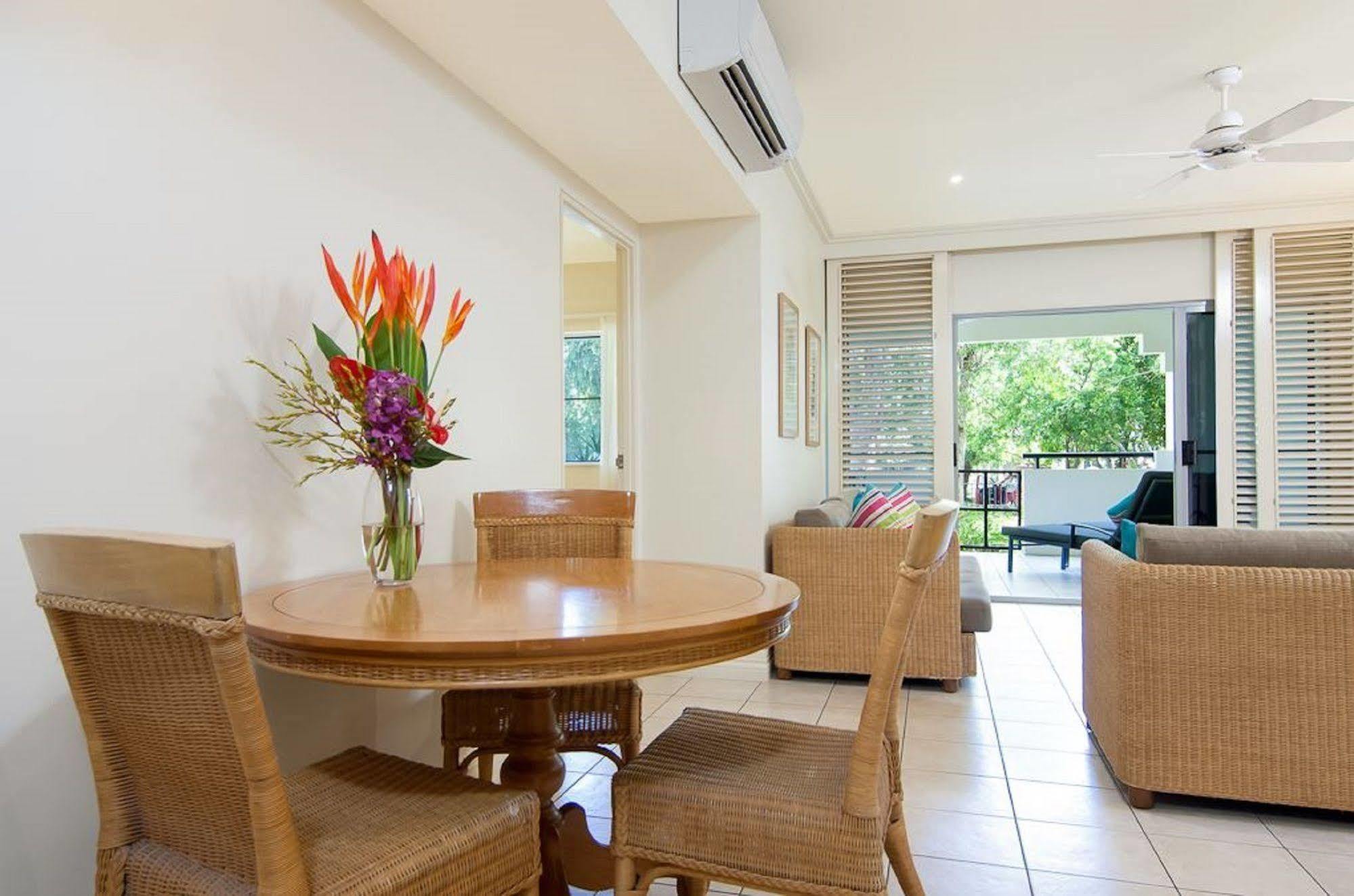 Aparthotel Mowbray By The Sea Port Douglas Exterior foto